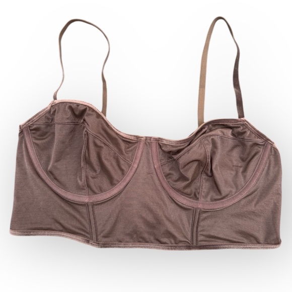 SKIMS Shimmering Corset Bra - Picture 1 of 14